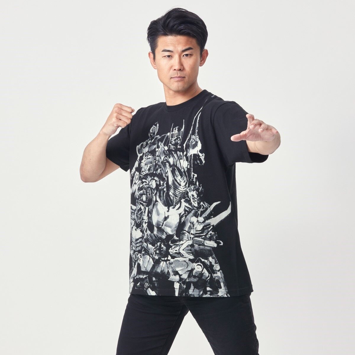 菅原芳人計画 仮面ライダー龍騎 ミラーワールドTシャツ | 仮面ライダー