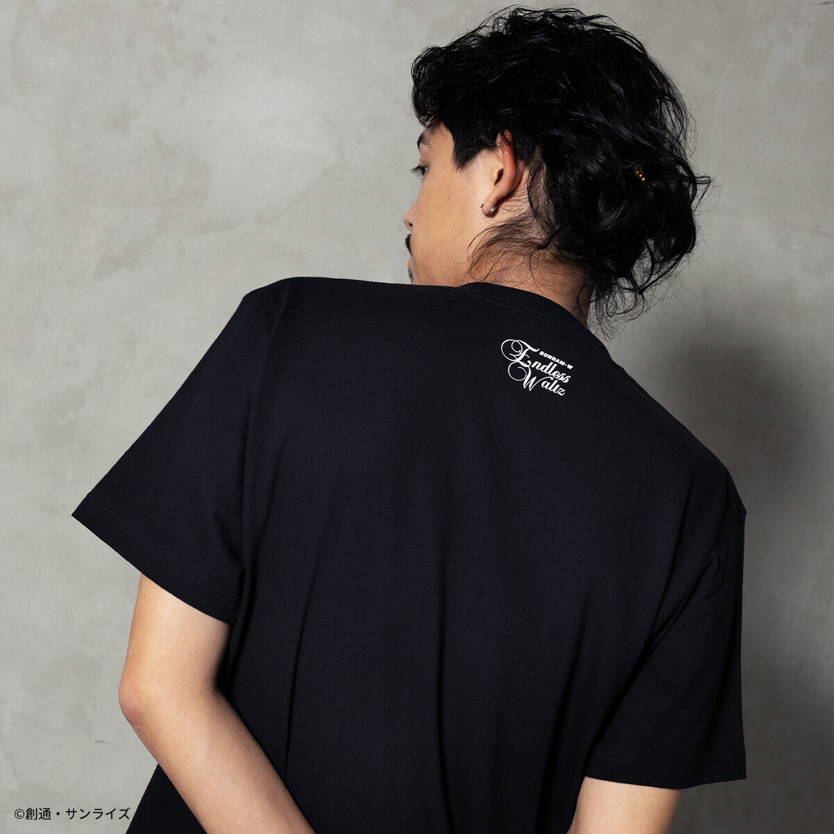 STRICT-G Endless Waltz筆絵Tシャツ ウイングガンダムゼロ STRICT-G Endless Waltz筆絵Tシャツ ウイングガンダムゼロ