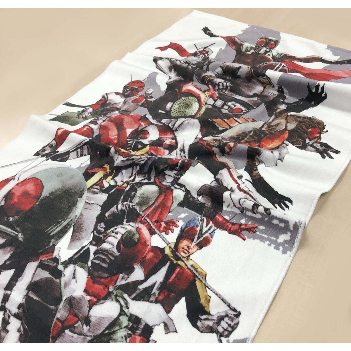 菅原芳人計画 仮面ライダーシリーズ バスタオル 仮面ライダー昭和の