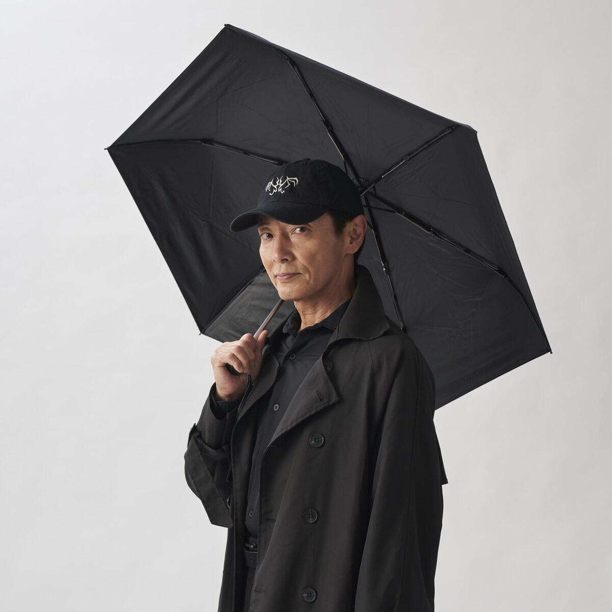 超クウガ展　傘 仮面ライダークウガ ズ・ゴオマ・グ 晴雨兼用傘 | 仮面ライダー