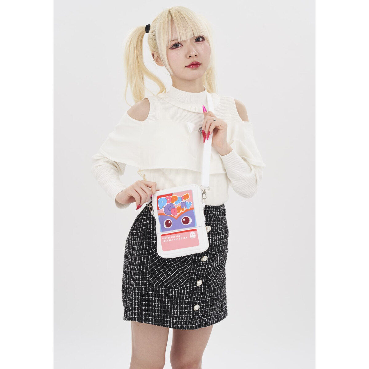 仮面ライダーガヴ ゴチゾウ柄 ポシェット【ポッピングミ＆チョコドン