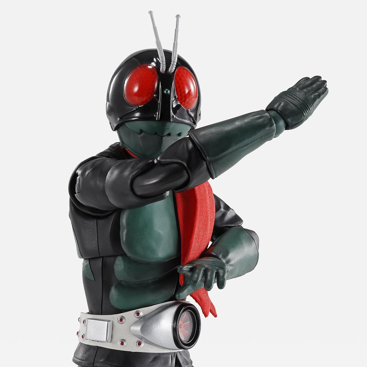 真骨彫 仮面ライダー 12体セット Amazon.com: S.H.Figuarts（真骨彫製法）仮面ライダー1号（桜島