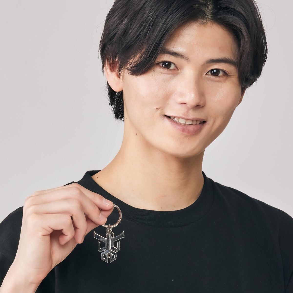仮面ライダークウガ　超クウガ展　フェイスキーホルダー　4種セット 超クウガ展 『仮面ライダークウガ』フェイスキーホルダー4種類