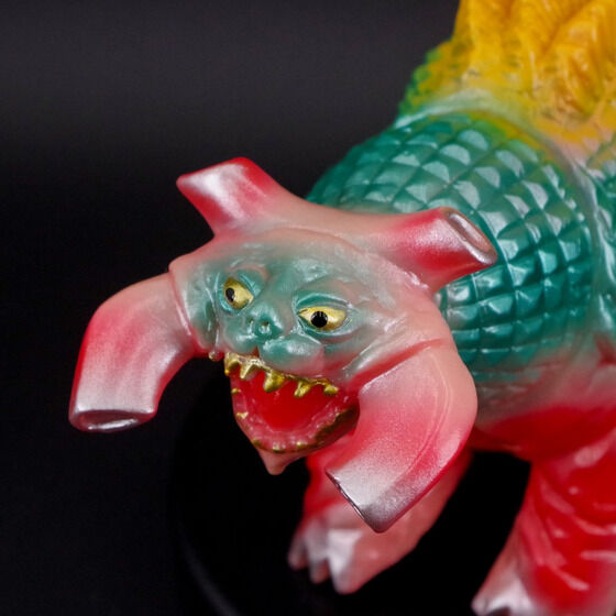 BANDAI - ブルマァク  ブルママァクウルトラマン怪獣　当時物　昭和レトロ ウルトラマン（昭和レトロカラー）」や、人気怪獣4体をセットに