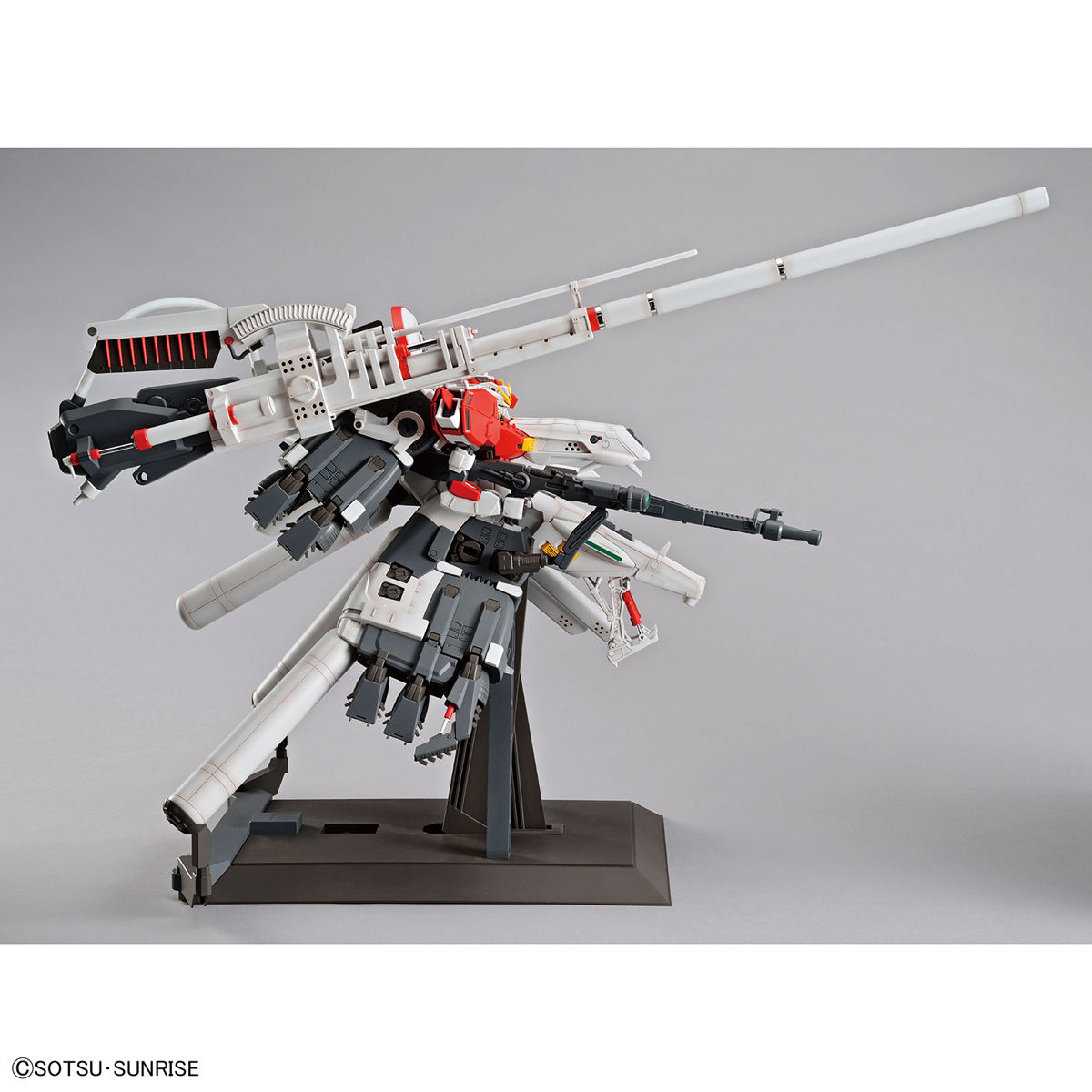 MG ディープストライカー　ガンプラ 1位に輝いたガンプラ「MG ディープストライカー」が再販決定