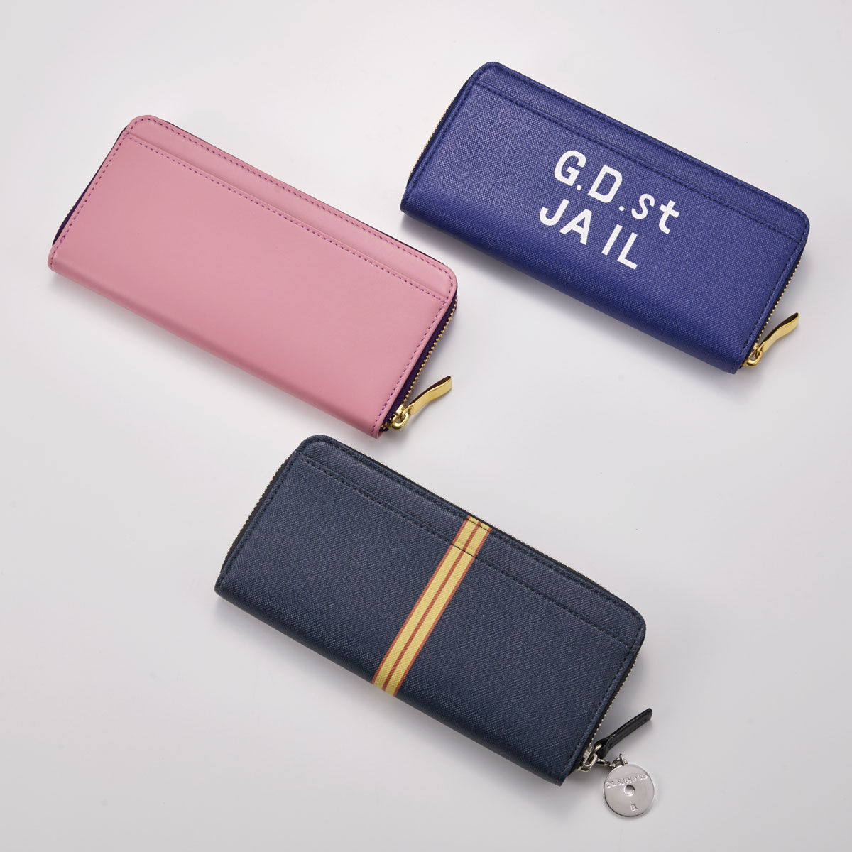 プレミアムバンダイ × ジョジョ ストーンオーシャン プッチ神父 ラウンド長財布 ジョジョの奇妙な冒険 ストーンオーシャン レザーコレクション4