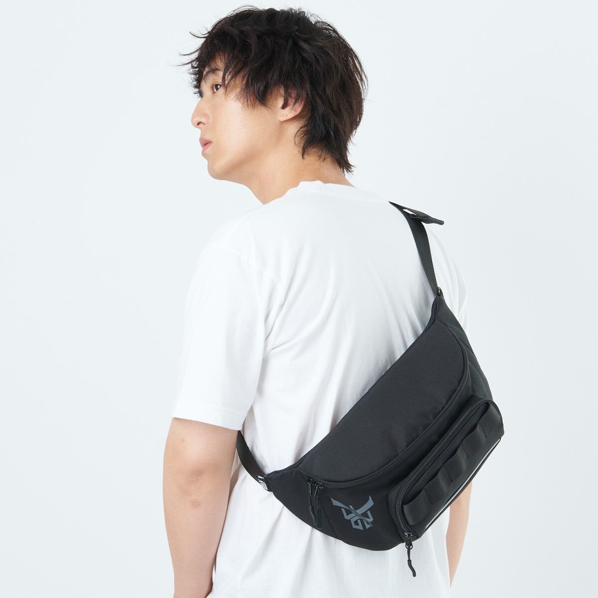 仮面ライダークウガ×KANGOL SPORT スリングバッグ | 仮面ライダー