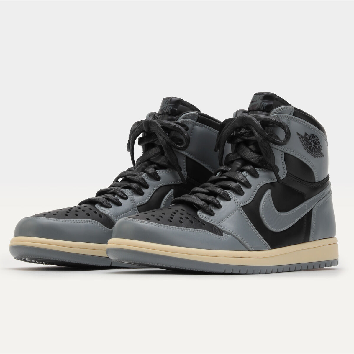 NIKE AIR JORDAN 1 HIGH 85 SHADOW AND REVERSE SHADOW MODEL KIT【2