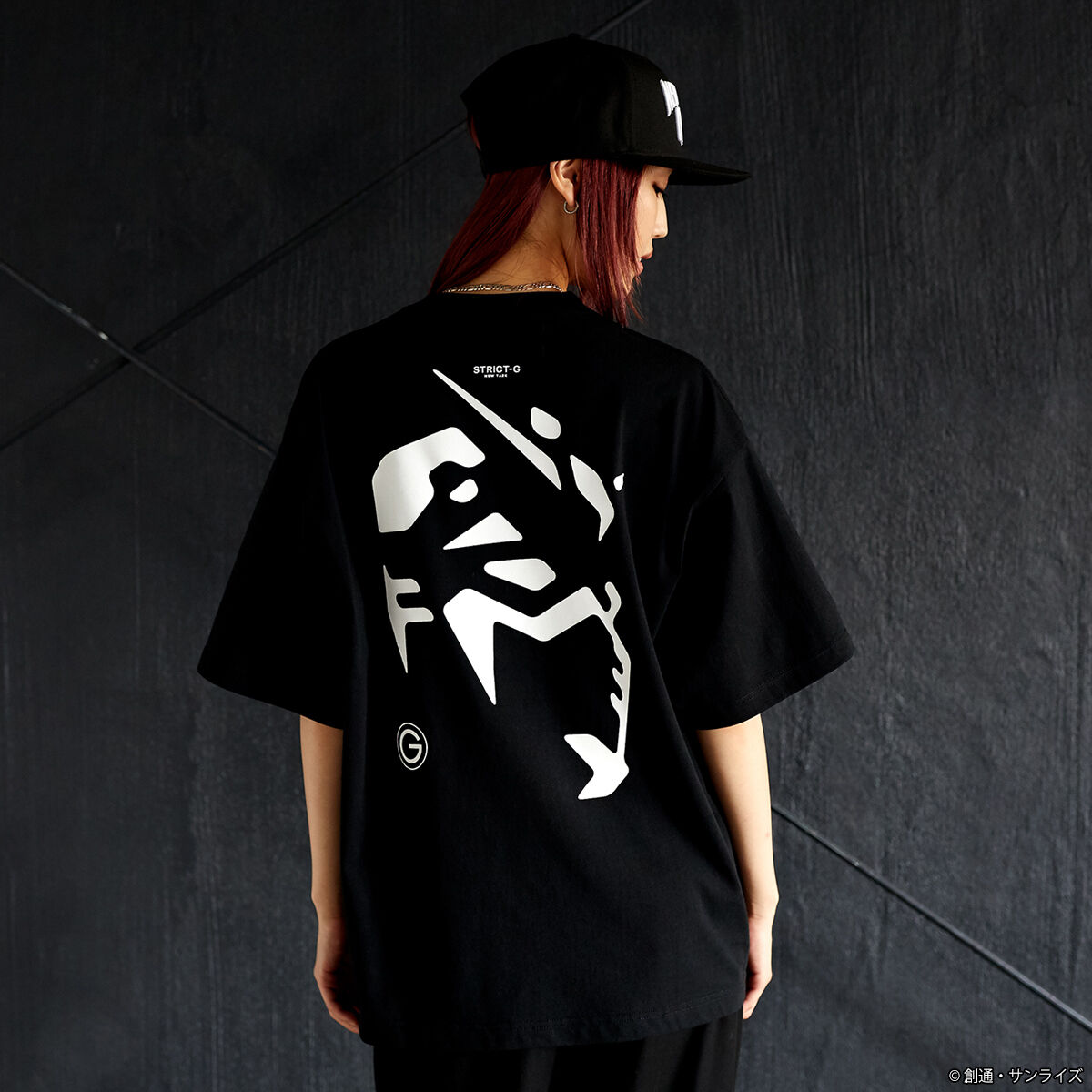STRICT-G NEW YARK『機動戦士ガンダム』Tシャツ シャアキック | 機動