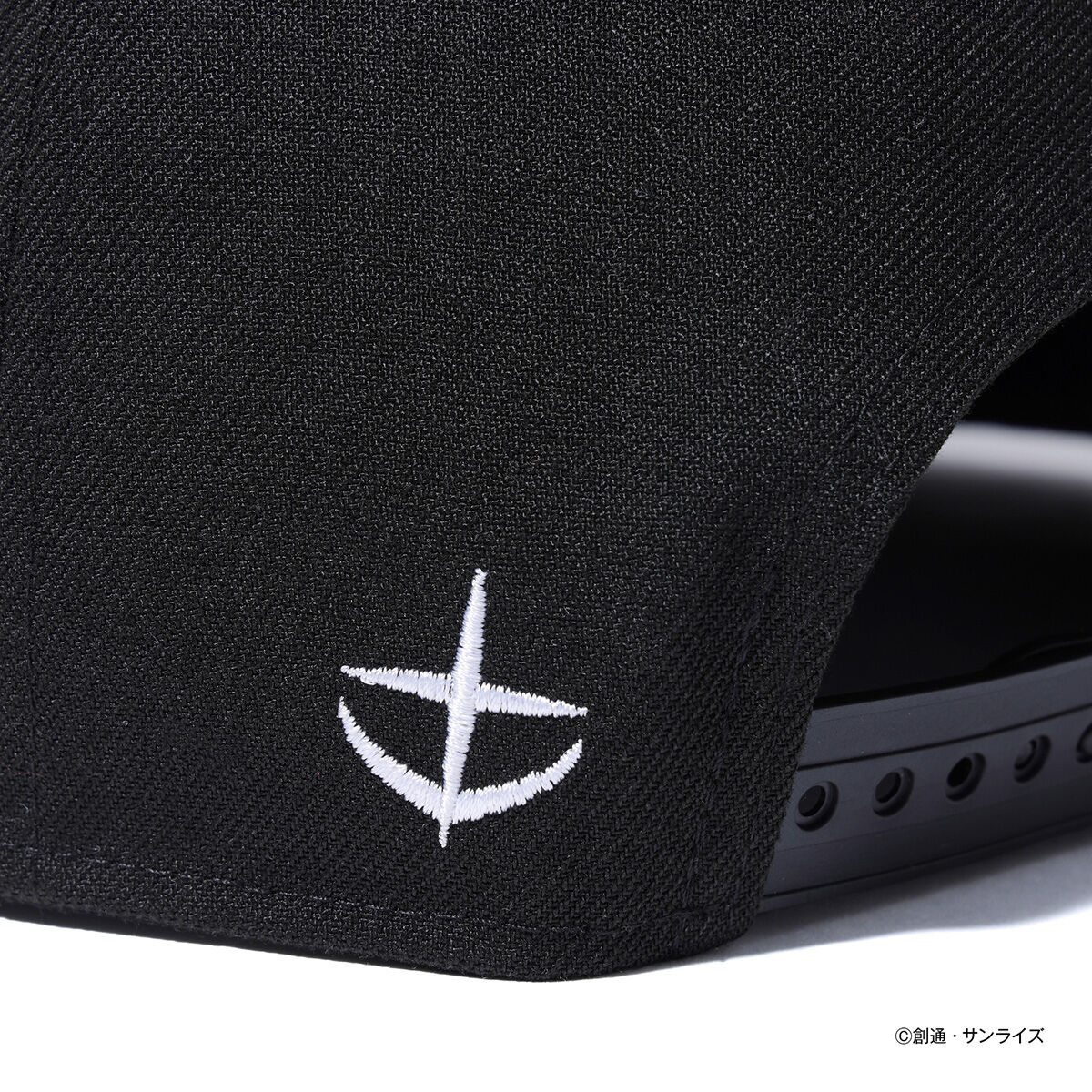 STRICT-G NEW ERA(R)『機動戦士ガンダム』9FIFTY(TM) ONE YEAR | 機動