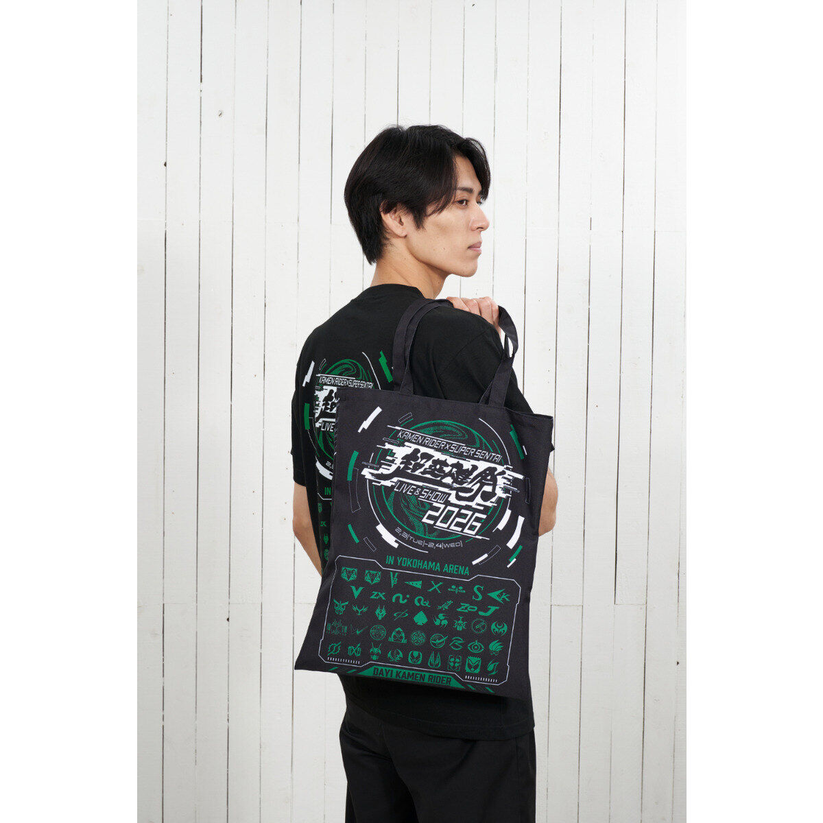 世界を変えよう。今でしょ((✿ᴖ.ᴖ✿)　 オーダーバッグ 超英雄祭2026記念 仮面ライダーシリーズ トートバッグ | 仮面ライダー