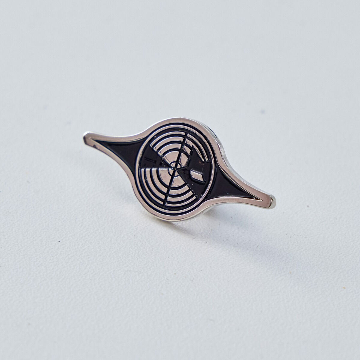 仮面ライダーゼッツ CODE（コード） ピンバッジ | 仮面ライダーゼッツ