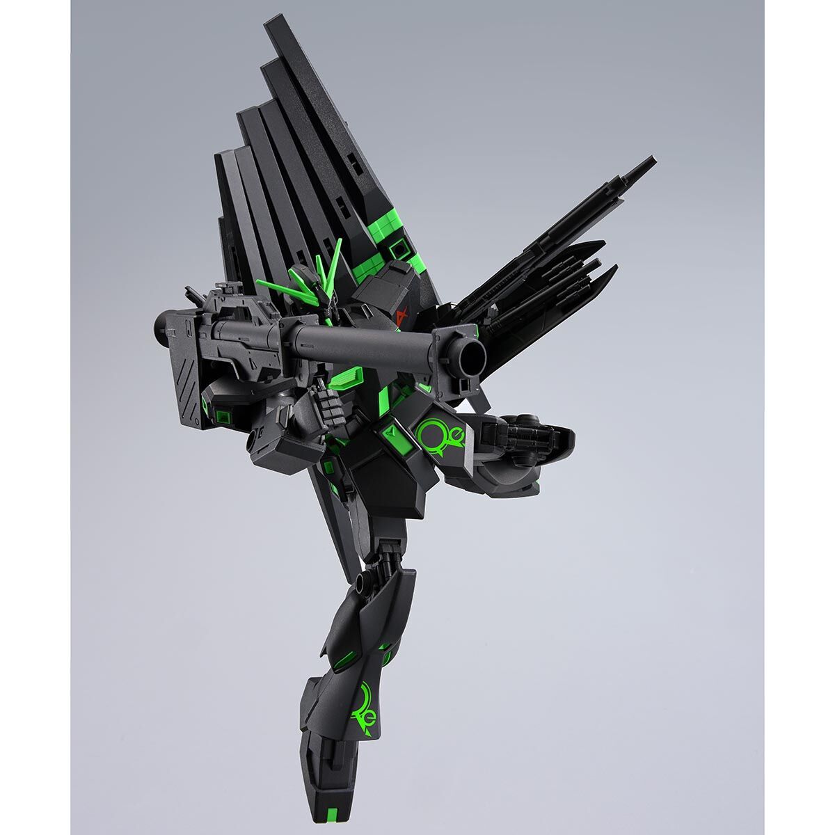 EG 1/144 RX-93 Nu Gundam + Fin Funnel(Eco-Pla Recirculation color / Neon Green + Paperless)