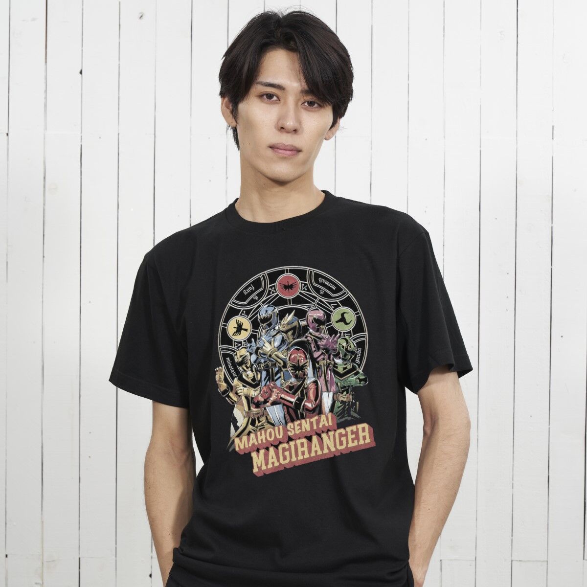 東映ヒーローTシャツ 魔法戦隊マジレンジャー ヒーロー柄