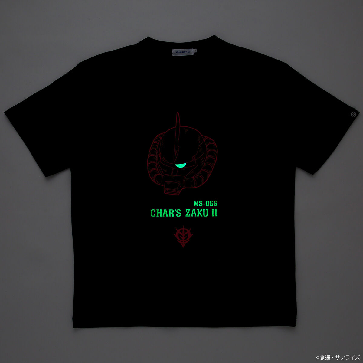 STRICT-G『機動戦士ガンダム』蓄光Tシャツ シャア専用ザクII 大人