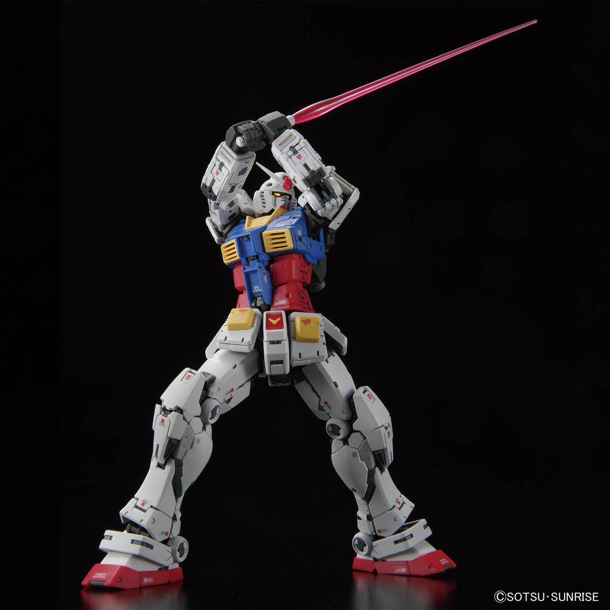 RG 1/144 RX-78-2 ガンダム Ver2.0 | 機動戦士ガンダム プラモデル