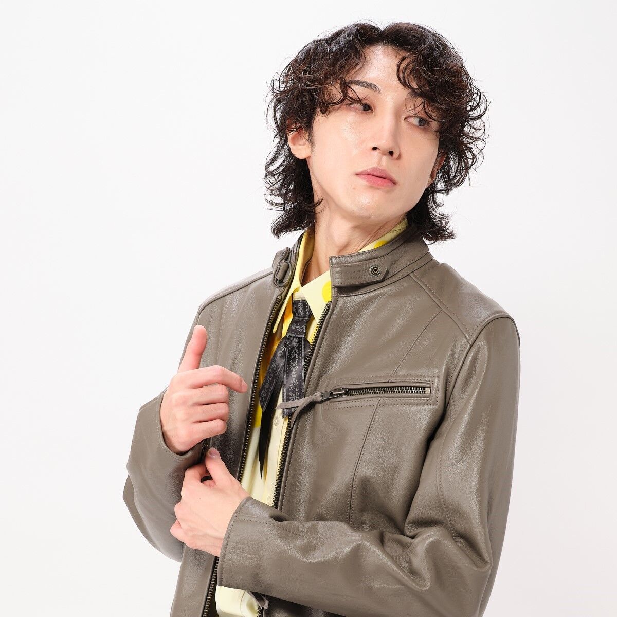 仮面ライダーマイス×LIUGOO 音澄宙 レザージャケット（グレー） | 仮面