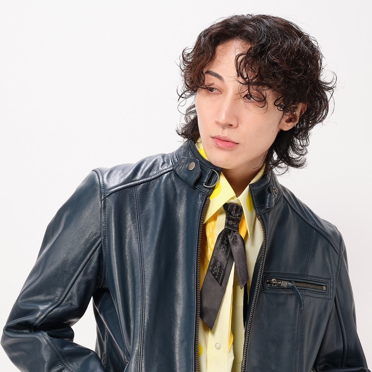 仮面ライダーマイス×LIUGOO 音澄宙 レザージャケット（ネイビー