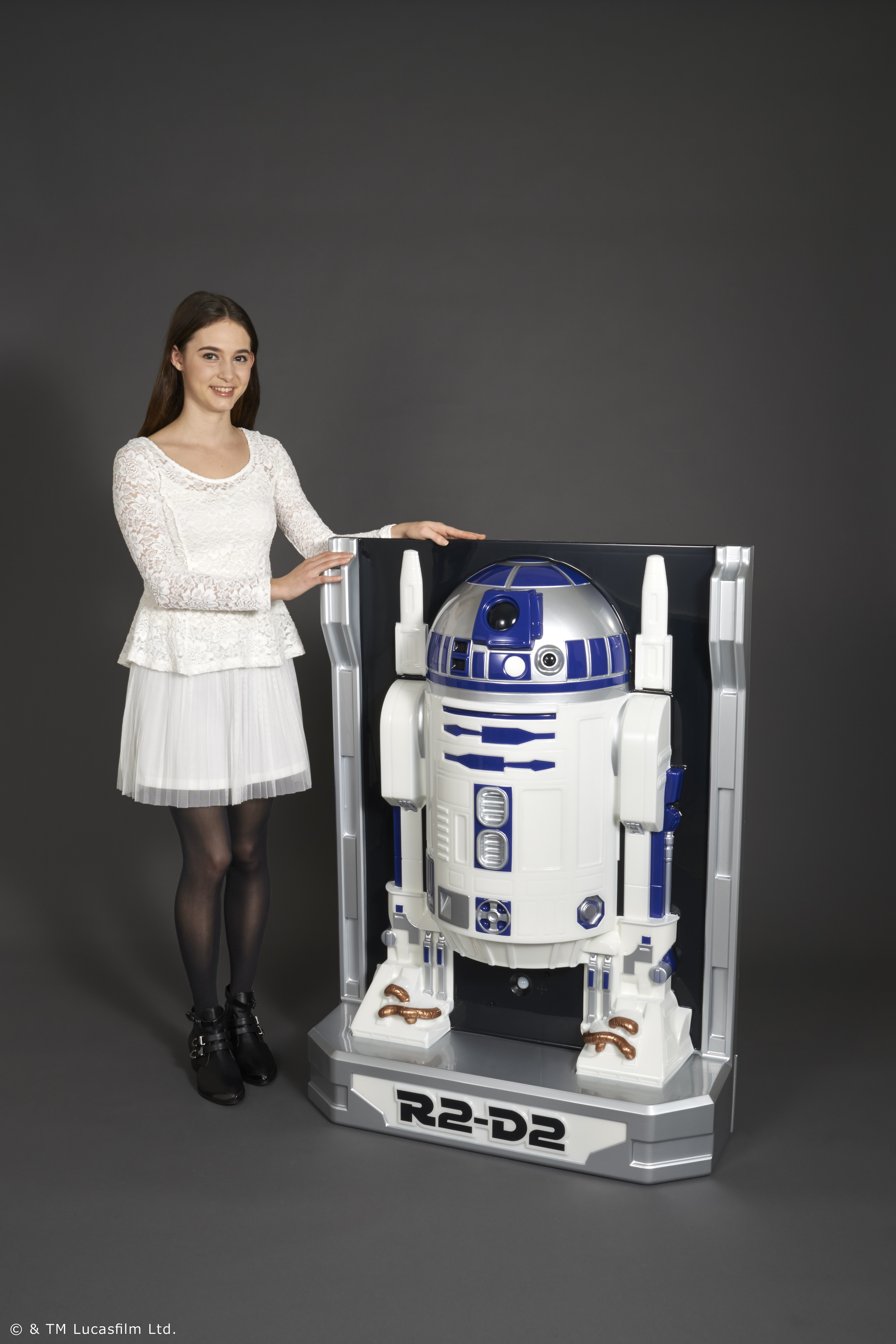 スターウォーズ R2D2 身長48cm おもちゃ スター・ウォーズより、しゃべる等身大のスター・ウォーズより