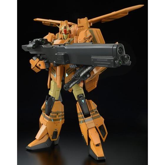 ガンプラ初立体化！「レッド・ゼータ」プレミアムバンダイにて