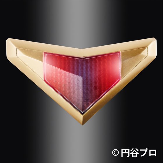 ウルトラマンガイア』から2大ヒーローの変身アイテム エ