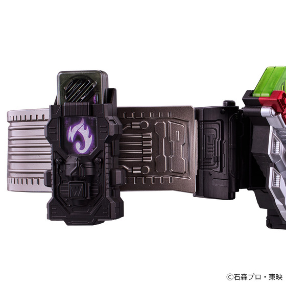 CSM風 ダブルドライバー セリフ BGM入り 仮面ライダーW』より、究極の「CSMダブルドライバーver.2」誕生