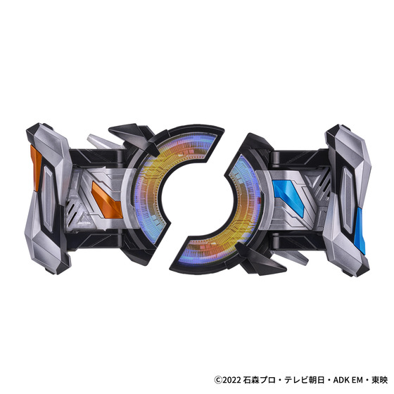 BANDAI - タイクーンIDコア付属  ギーツ コマンドツインバックル レイジングソード Amazon | [バンダイ] 仮面ライダーギーツ DXコマンドツイン